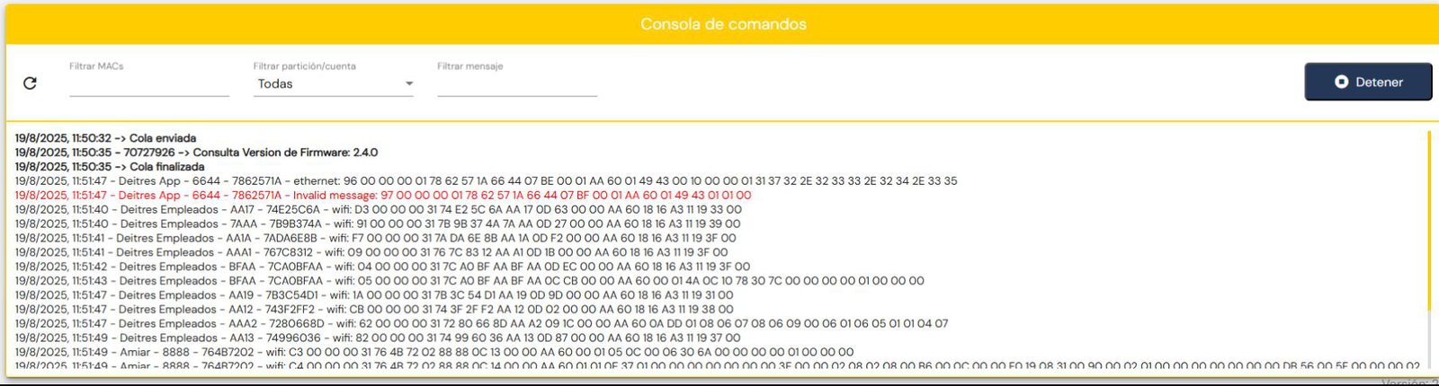 Consola de comandos con mensajes en tiempo real